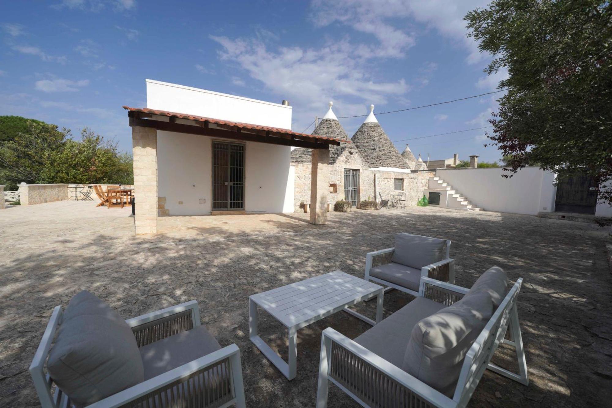 Trullo Genista Villa Martina Franca Bagian luar foto