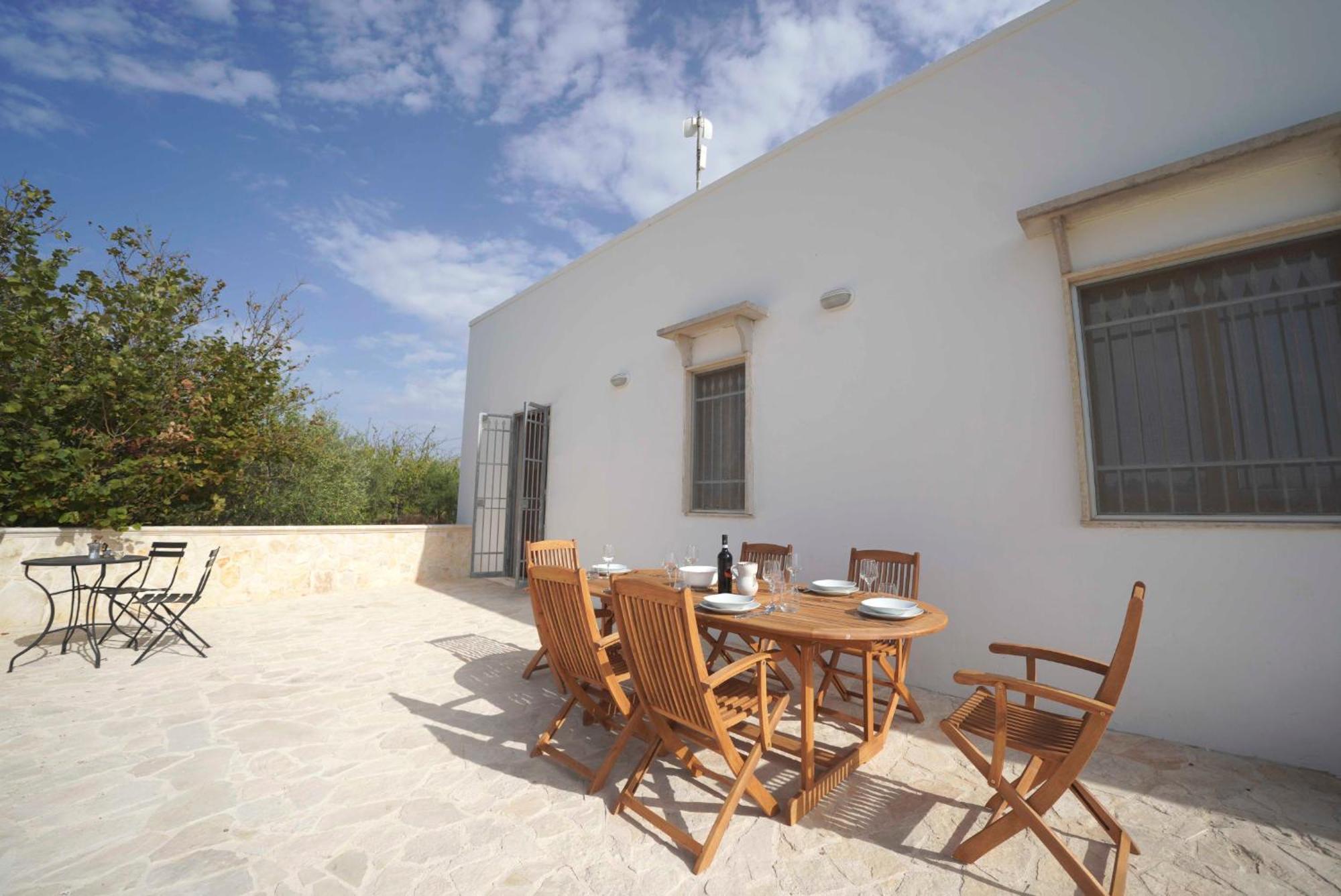 Trullo Genista Villa Martina Franca Bagian luar foto