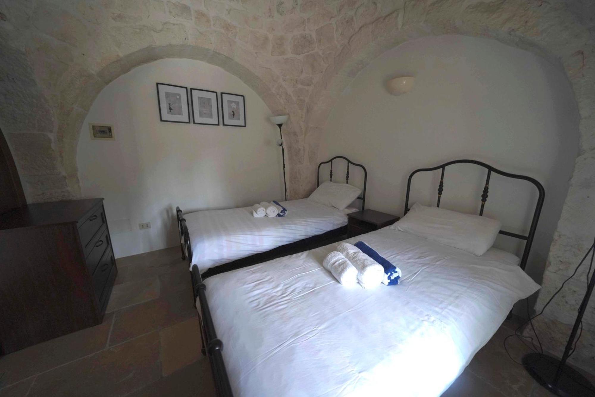 Trullo Genista Villa Martina Franca Bagian luar foto