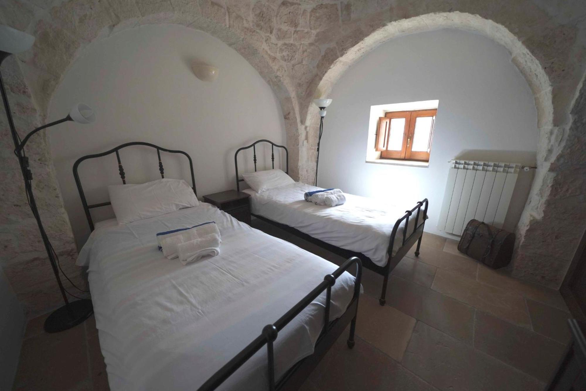 Trullo Genista Villa Martina Franca Bagian luar foto